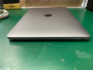 Apple MacBook Pro (13